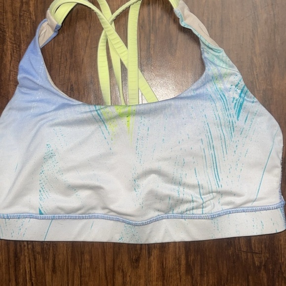 lululemon Strappy Energy Bra 6 - Picture 9 of 12